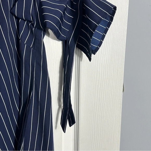 A Pea in the Pod navy striped maternity top, size XS, nautical, spring - Picture 2 of 7